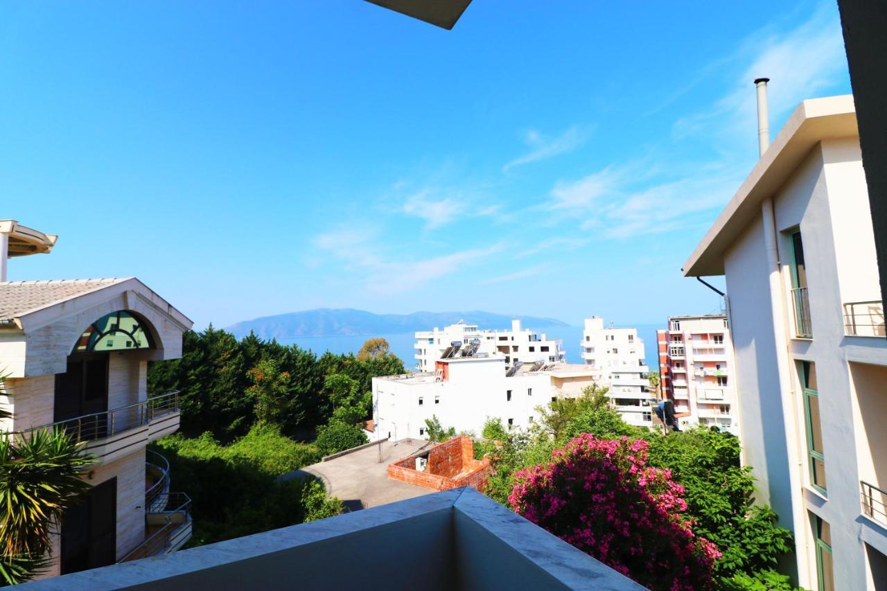 Hotel Kristal Vlorë Exteriér fotografie
