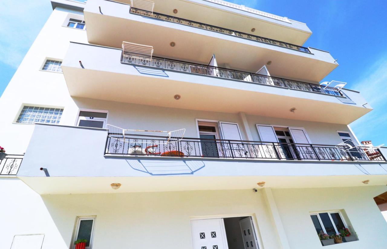 Hotel Kristal Vlorë Exteriér fotografie
