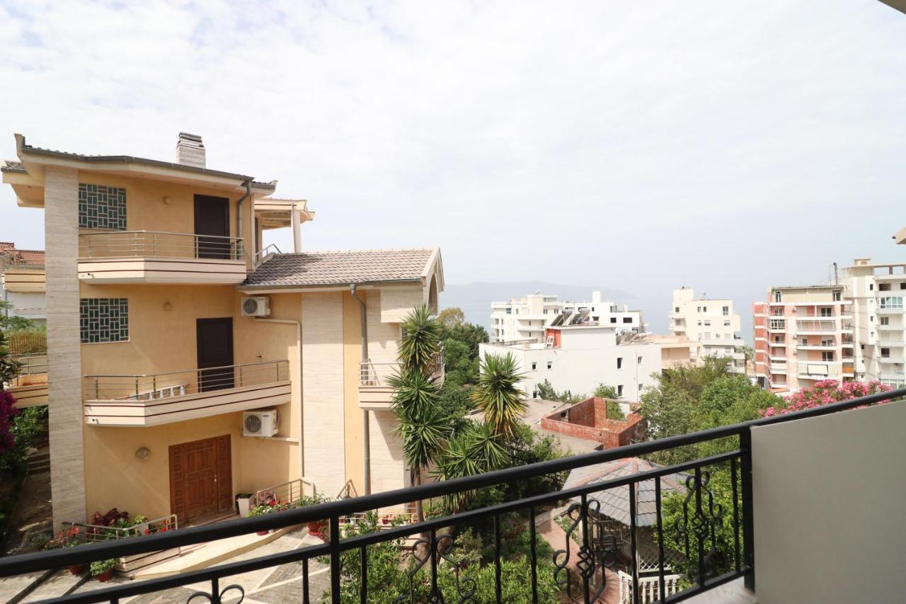 Hotel Kristal Vlorë Exteriér fotografie