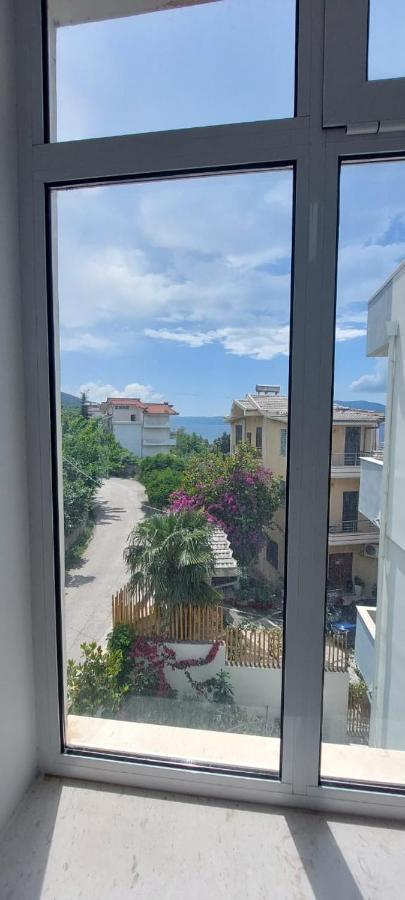 Hotel Kristal Vlorë Exteriér fotografie